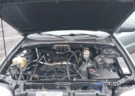 2005 Ford Escape Xls из США, поврежденный, VIN 1FMYU02ZX5KB12931